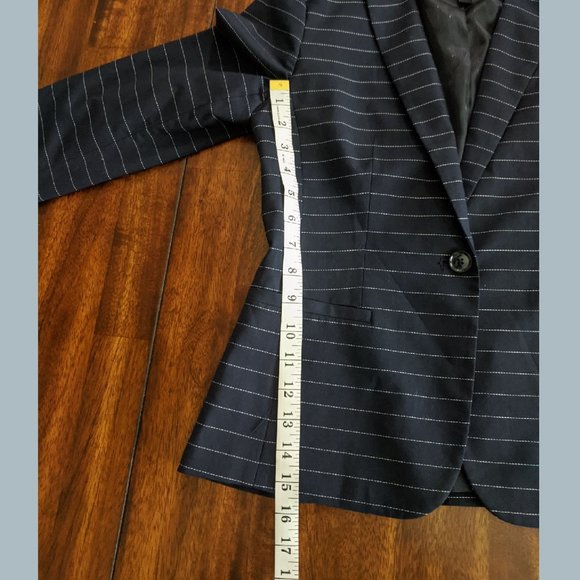 BANANA REPUBLIC Pinstripe Classic One Button Blazer Size 2 - Picture 7 of 15